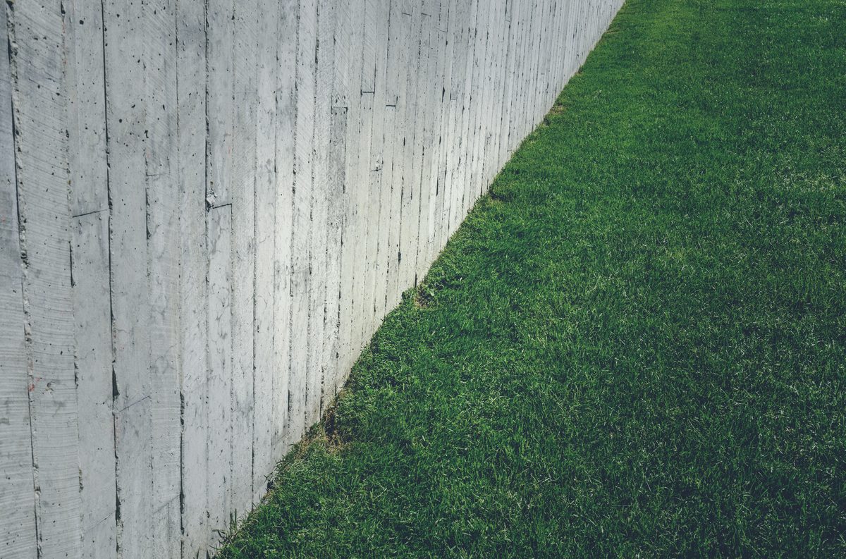 New lawn and concrete retaining wall landscaping in the Coachella Valley